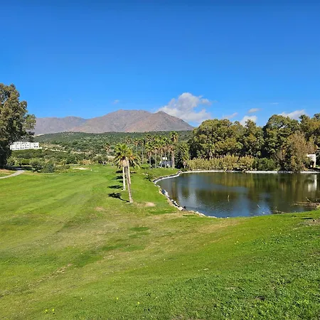 Two Bedroom In Sunny Golf, エステポナ