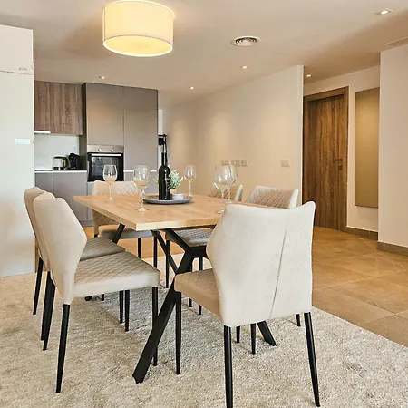 Appartement Two Bedroom In Sunny Golf, *
